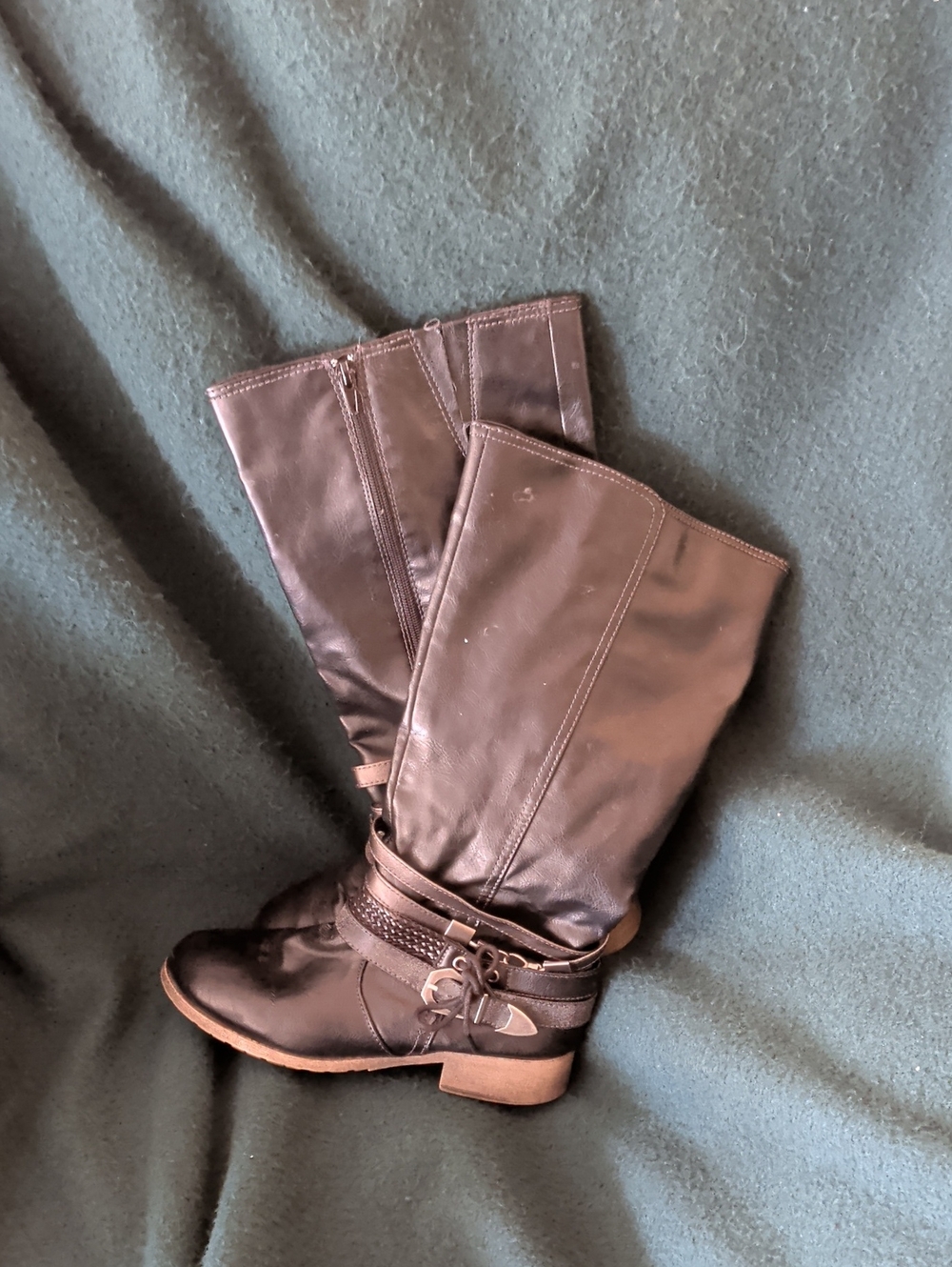 Classic Women's Tall Riding Boots in Black
